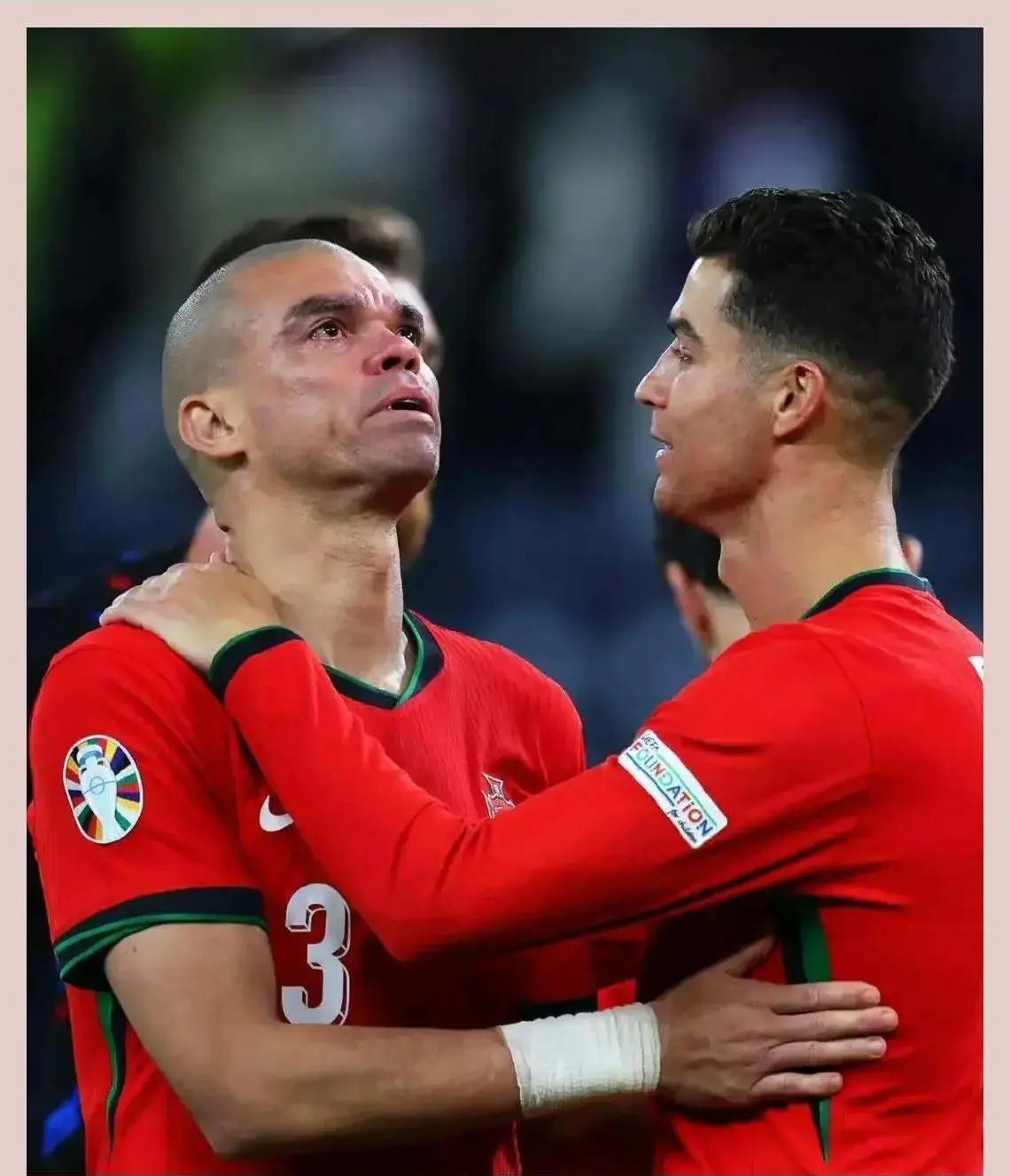 包含沃尔夫斯堡球员因风波受罚，缺席下一场比赛的词条